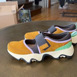 Sorel Kinetic Impact Strap Sneakers – Women’s Size 9.5 - never worn